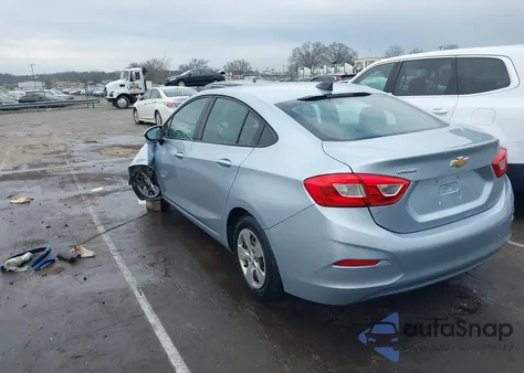 2017 Chevrolet Cruze Ls Auto z USA, uszkodzony, nr VIN 1G1BC5SM8H7126647